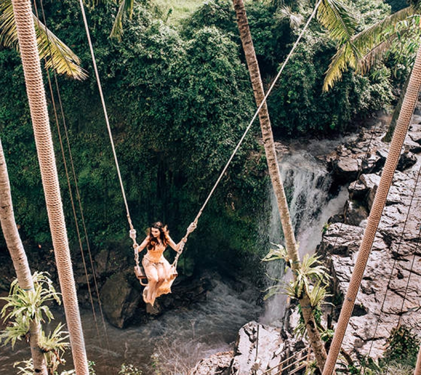Indonesia: TANAH LOT - ĐỀN TAMPAK SIRING - DTUKAD - THÁC BLANGSINGA - BIỂN YASA MENGIAT ĐẢO RÙA - ULUWATU (4 Ngày 3 Đêm)