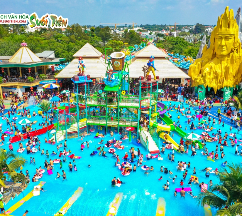 BÉ TẬP LÀM TÒ HE - SUỐI TIÊN FARM